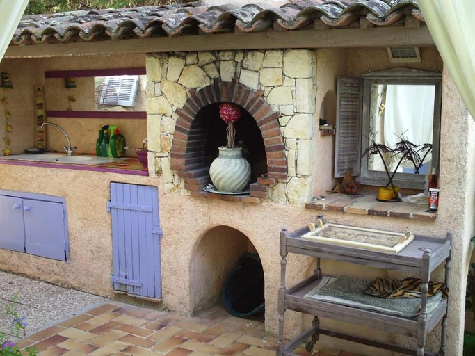 Others 5, Evasion Provencale, Plage a 1km Les Issambres, Var