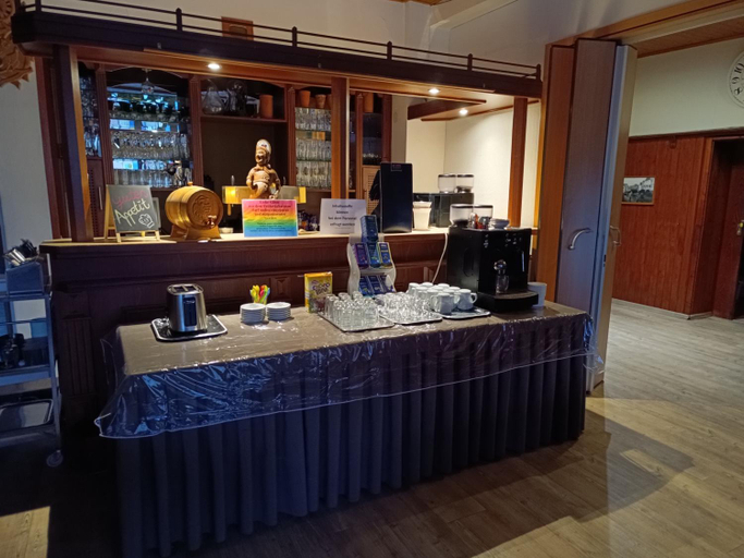 Others 5, Pension Schwarzer Adler, Schwandorf