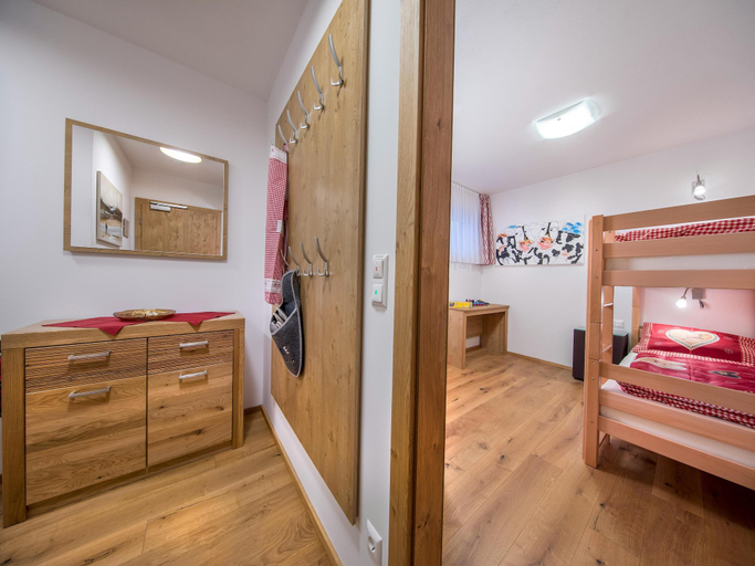 Bedroom, Apartment in Neukirchen by Wildkogelbahn, Zell am See