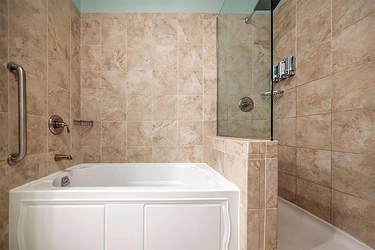 Bathroom 4, Chateau Saint Denis Hotel, Natchitoches