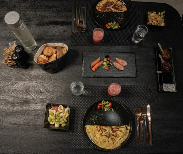 Food & Drinks 5, Alaso Design Suites, South Aegean