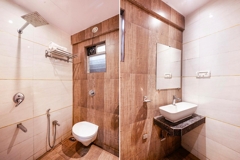 Bathroom 4, Via SP, Thane