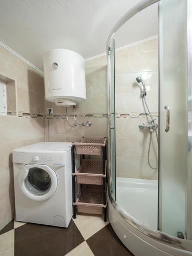 Bathroom 2, Apartments Marina