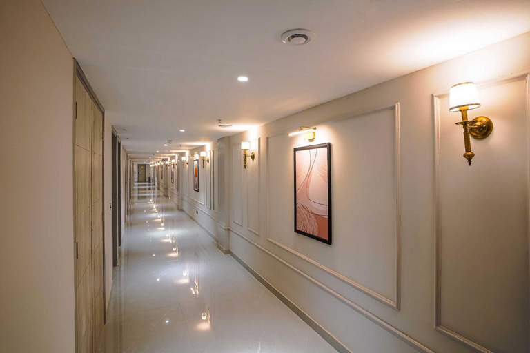 Lobby 3, Clubhouse Hotel Mohali, Chandigarh, Sahibzada Ajit Singh Nagar