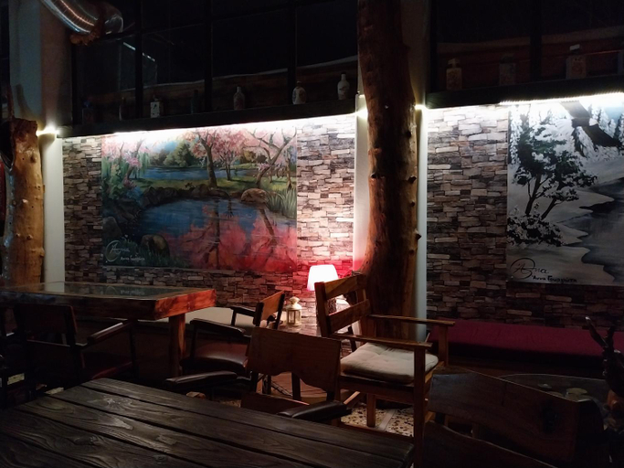 Food & Drinks 4, Elatos, Central Greece