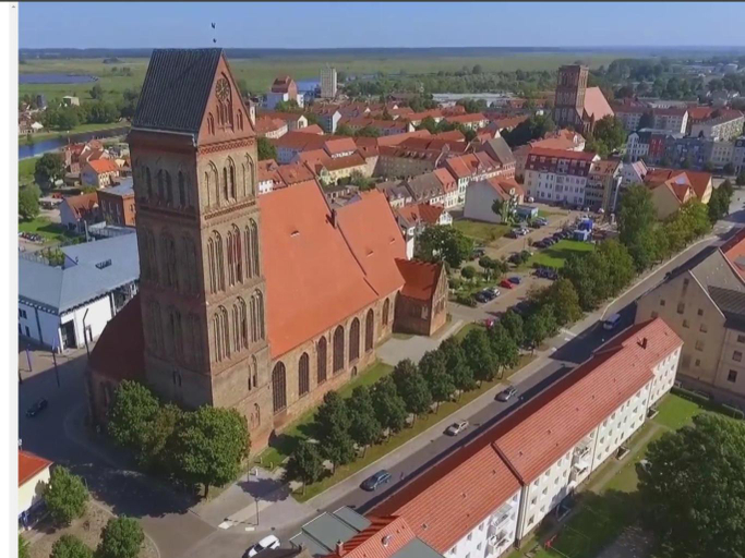 View 2, Ferienwohnung Kastanienblick oder Parkblick, oder unser Radlerzimmer!, Vorpommern-Greifswald