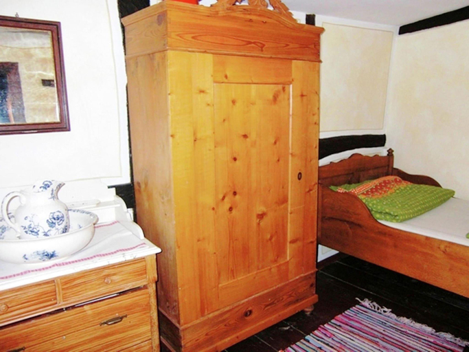Bedroom 4, Traditionelles Ferienhaus in Hessen mit Garten, Schwalm-Eder-Kreis