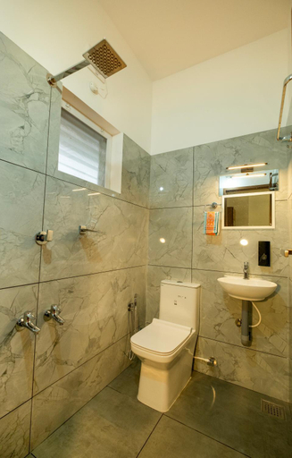 Bathroom 3, Hotel Eden Palace, Thrissur
