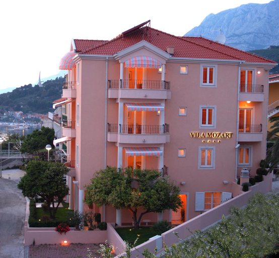 Exterior & Views 1, ApartHotel Villa Mozart, Podgora