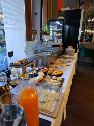 Food & Drinks 4, Casa, Hradec Králové