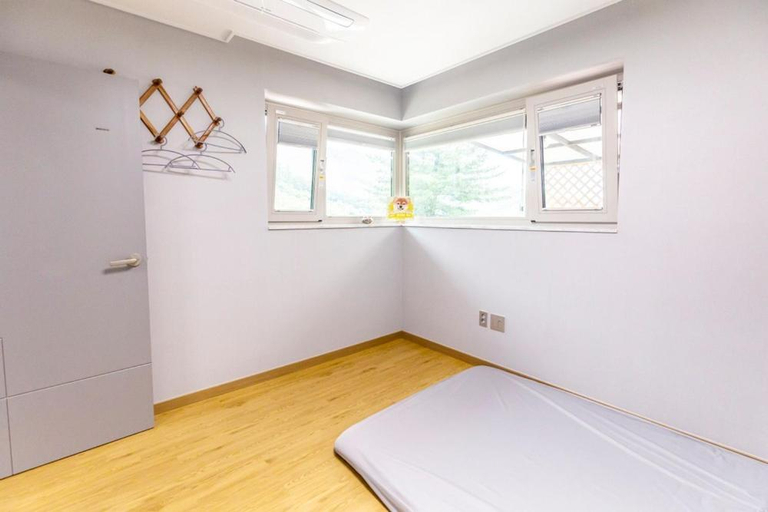 Bedroom 2, Yangpyeong Dongdong House Pension, Yangpyeong