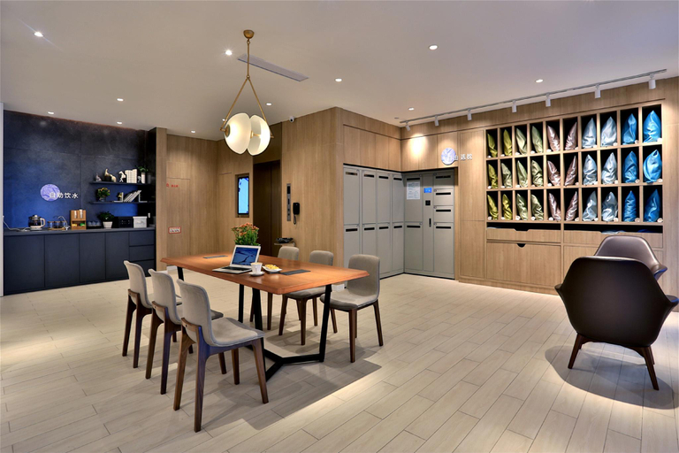 Food & Drinks 5, Hanting Premium Hotel Hangzhou Wulinmen Hushu South Road, Hangzhou