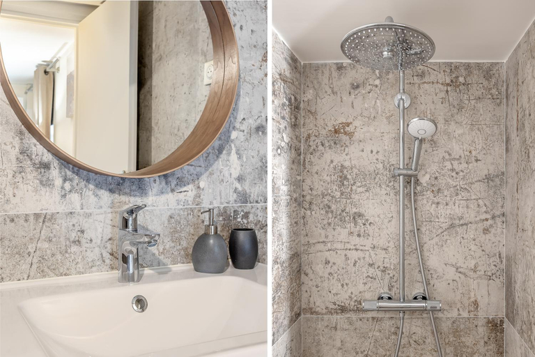Bathroom, Le Chateau Olive et Raisin, Vaucluse