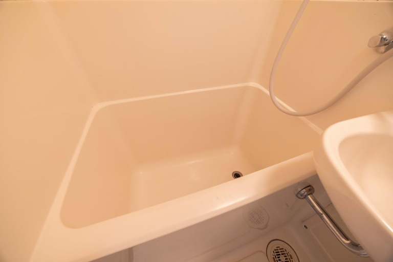 Bathroom 3, Ikebukuro-Mejiro Good Place House, Toshima