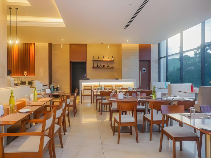 Food & Drinks 5, Grand Tamanna Hotel, Pune