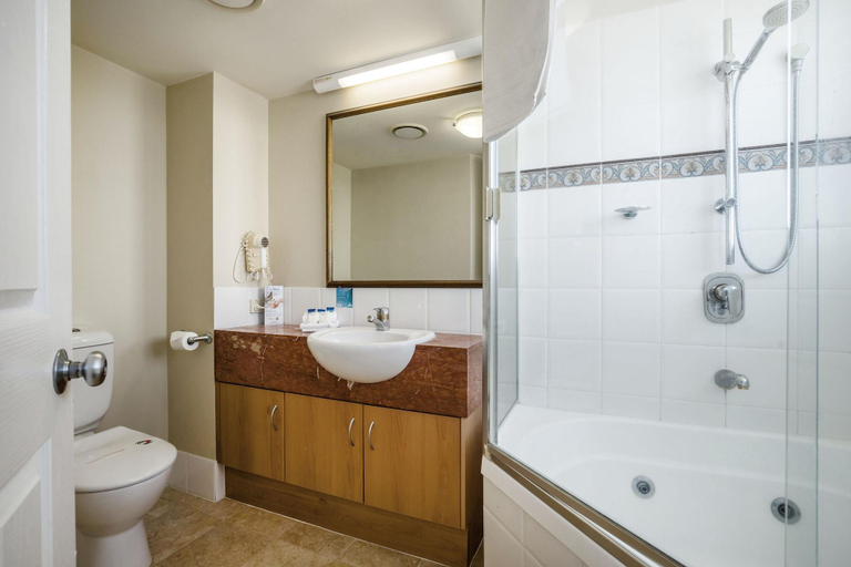 Bathroom 5, Landmark Resort Mooloolaba, Maroochy - Mooloolaba