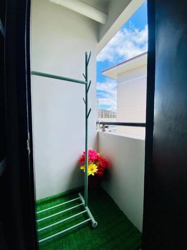 Others 5, Renovated Nearest Condo in Airport, Malls &School, Lapu-Lapu City