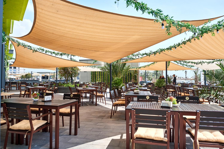 Food & Drinks 4, Vila Arkade Mamaia Nord, Navodari