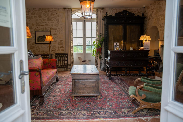 Public Area 2, Chateau De Lantic Hotel, Gironde