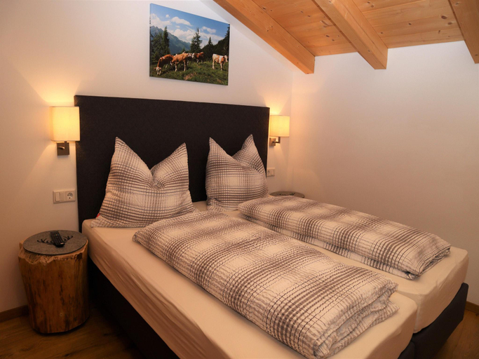 Bedroom 2, Chalet in Neukirchen near Wildkogel Arena, Zell am See