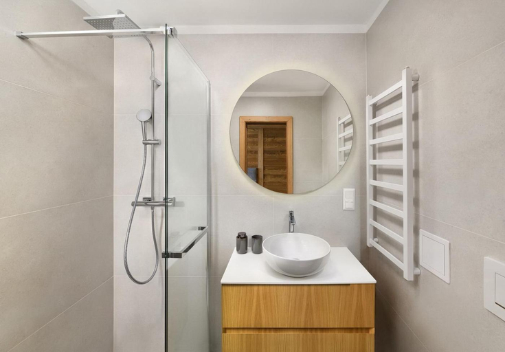 Bathroom 3, Chalet Oasis - Luxury 5-Bedroom Chalet with Panoramic Views, Liptovský Mikuláš