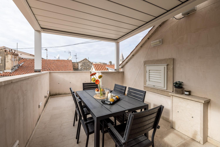 Others 5, Stone villa NEPOT - in center - rooftop terrace, Split