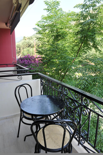 Others 4, Logan's Beach Hotel, Ionian Islands