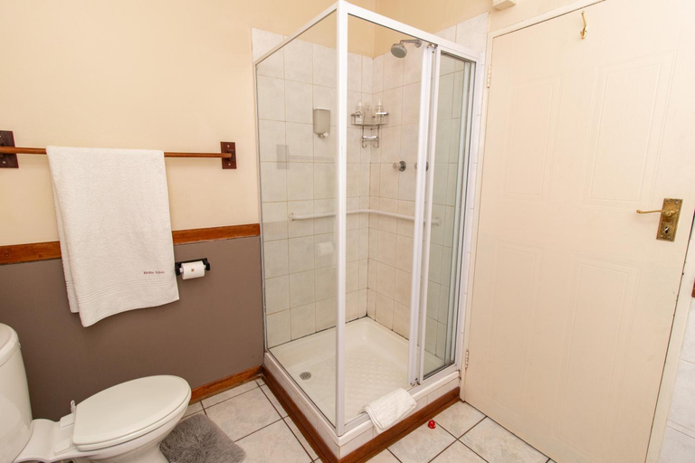 Others 4, Kleine Eden Guesthouse, Mangaung