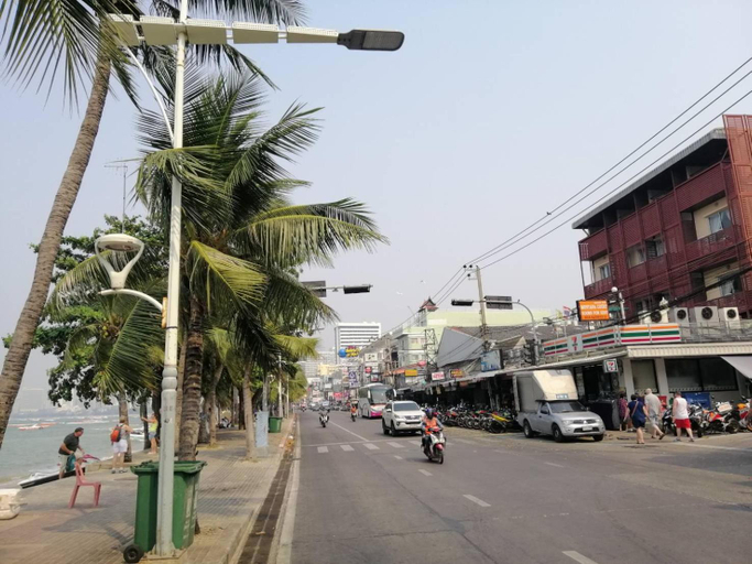 Others 5, MONTANA COURT PATTAYA, Pattaya