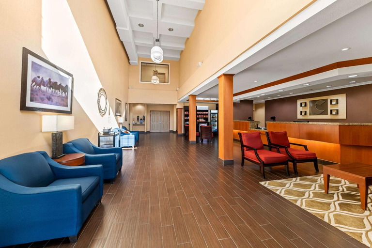 Public Area, Roanoke Suites, Denton