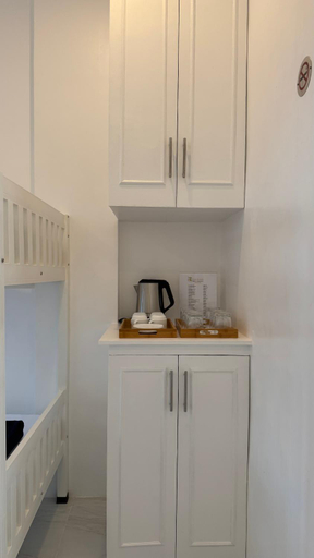 3, CasaJuana Room Rental, Carles