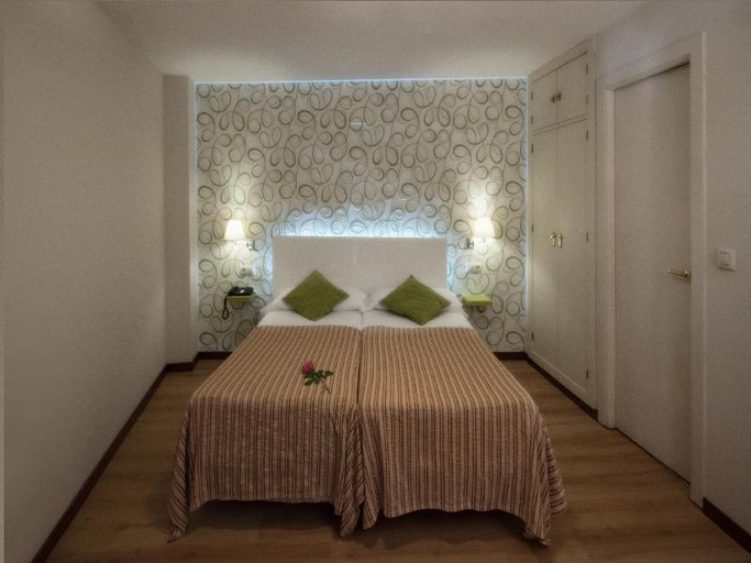Bedroom 3, Hotel Plaza Santa Lucia, Sevilla