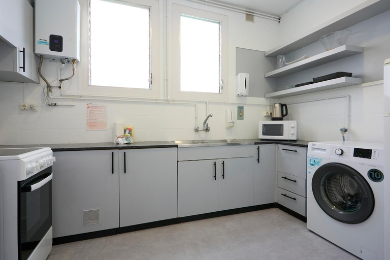 Others 5, 63PAR1016- Sunny apartment in Paralel, Barcelona