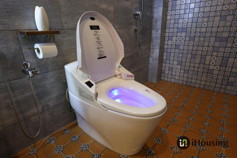 Bathroom 3, Jom Stay Platinum House by iHousing, Malacca City