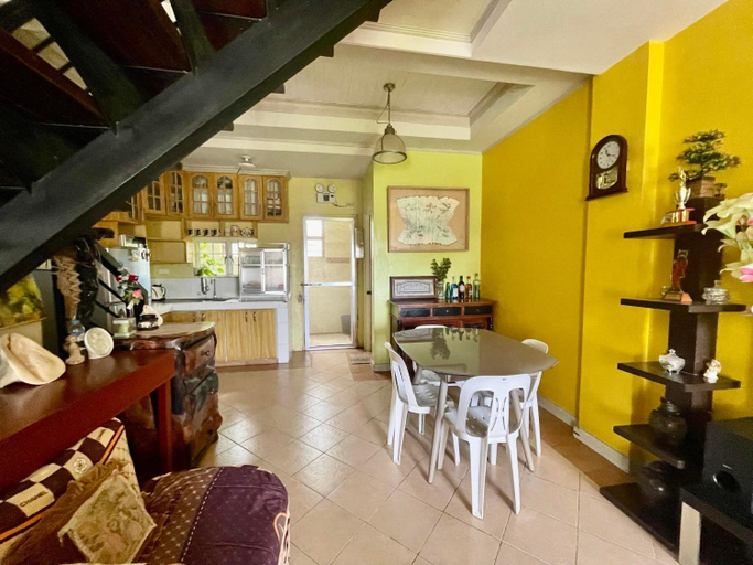 Food & Drinks, Whiteplace Transient House, Laoag City