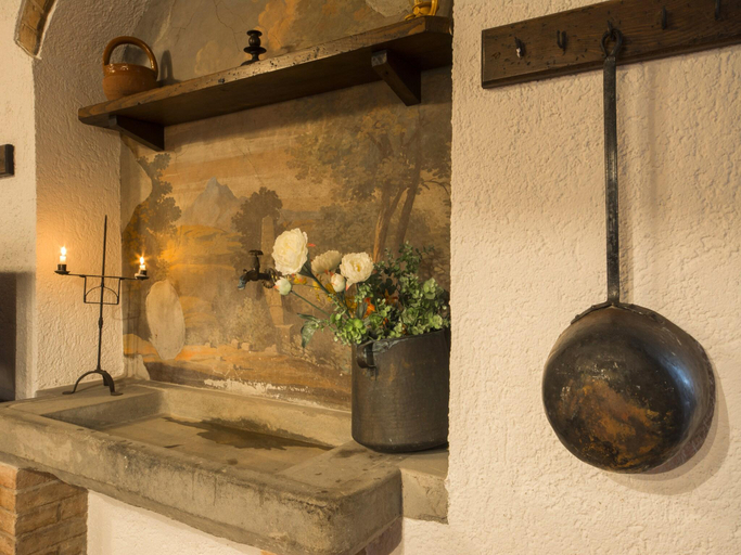 Others 5, Farmhouse in Castelfiorentino with Pool, Florence