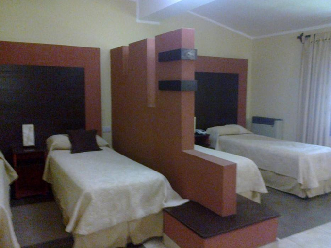 Bedroom 2, Hotel Aybal, Capital