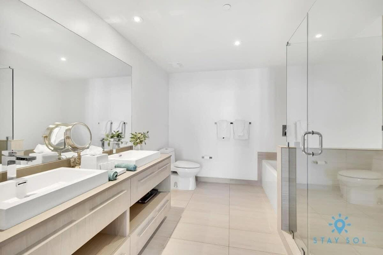 Bathroom 2, Luxury Penthouse|Awesome Views|Pools| Free Parking, Broward