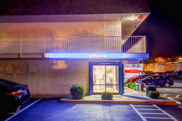 Exterior & Views 1, Motel 6 Saint George, UT - University/Historic Downtown, Washington