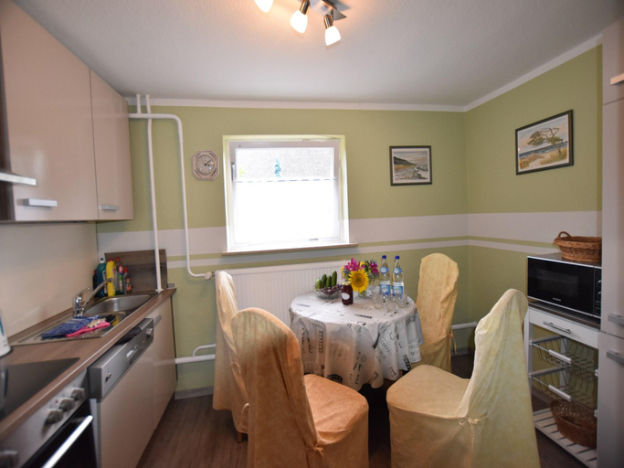 Others 2, Wohnung in Alt Bukow mit Garten, Rostock