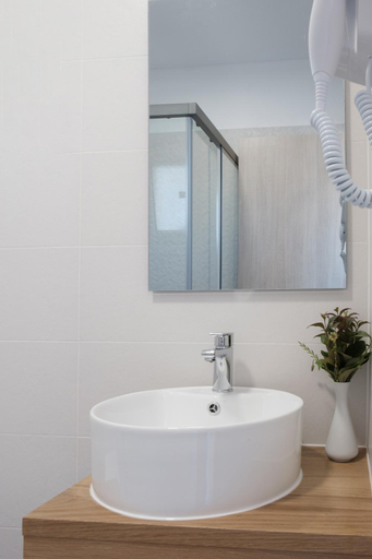 Bathroom 2, Casa Campos Arillas, Ionian Islands