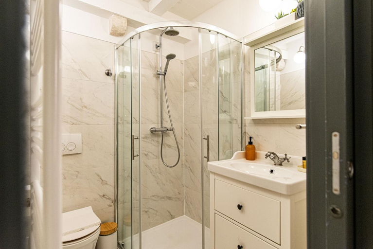 Bathroom 4, ART HOME ARTHUR by DuHomes, Dubrovnik