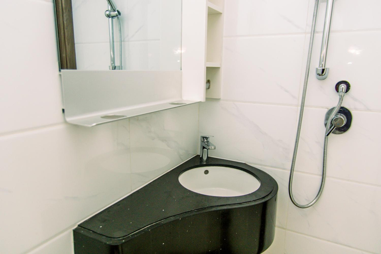 Others 3, Nice and Fancy Studio at Sky House BSD By Travelio, Tangerang