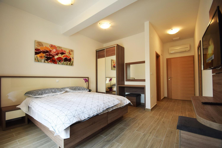 Bedroom 2, Apartments Paklenica, Starigrad