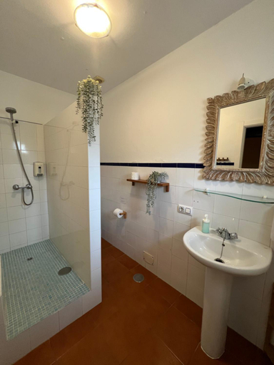 Bathroom 2, BANTI TARIFA, Cádiz