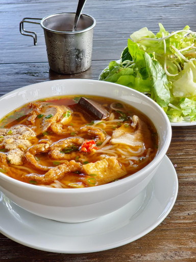 Food & Drinks 4, Suối Camp, Châu Đức