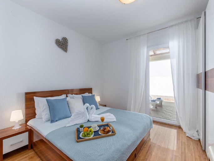 Bedroom 2, Villa in Croatia with Pool near Beach, Crikvenica