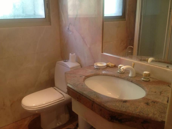 Bathroom 3, Evasion Provencale, Plage a 1km Les Issambres, Var