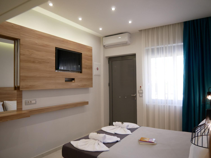 4, Erotokritos Studios near the beach, Crete