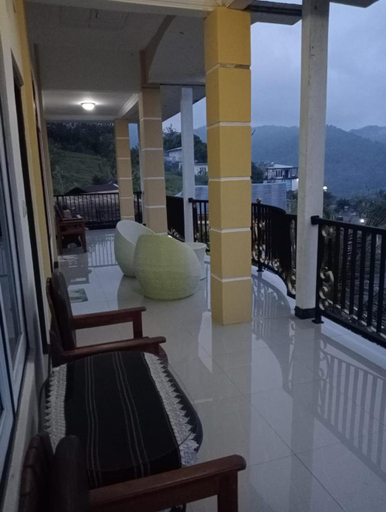 Others 1, Estevania Lodge, Ende